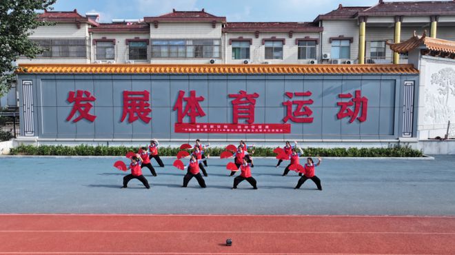 YY易游体育：泰安全民健身志愿服务绘就“幸福版图”