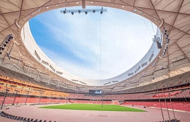 鸟巢未来即使一直亏钱国家也会一直供着它不能拆的原因有2点