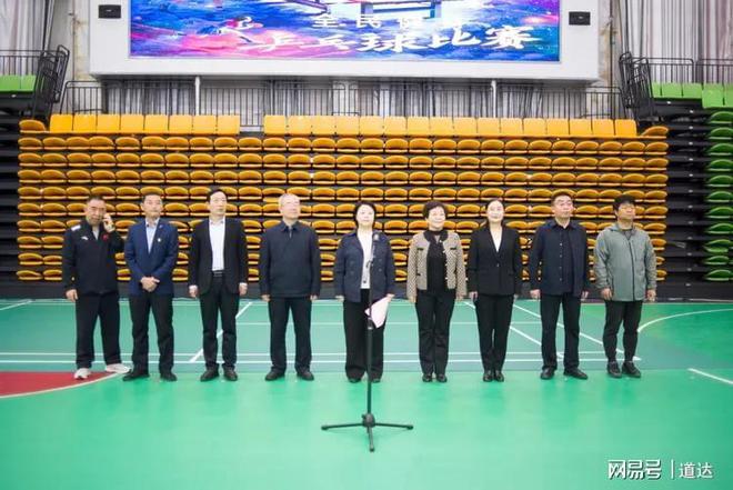 2025年灵丘县“农商银行杯”全民健身乒乓球赛火热开赛