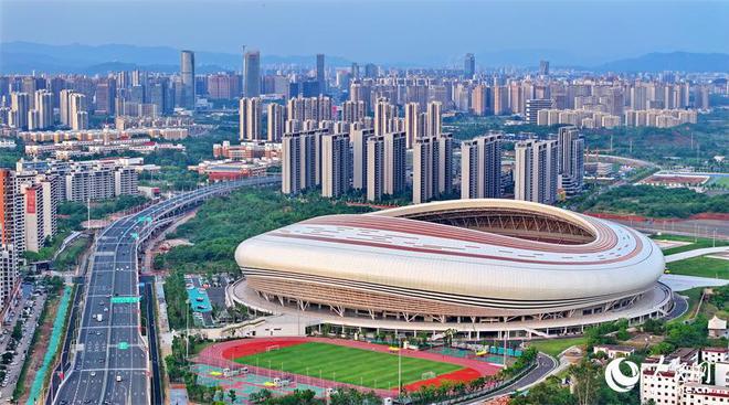 YY易游体育：江西赣州：全民健身中心成健身锻炼好去处(图2)