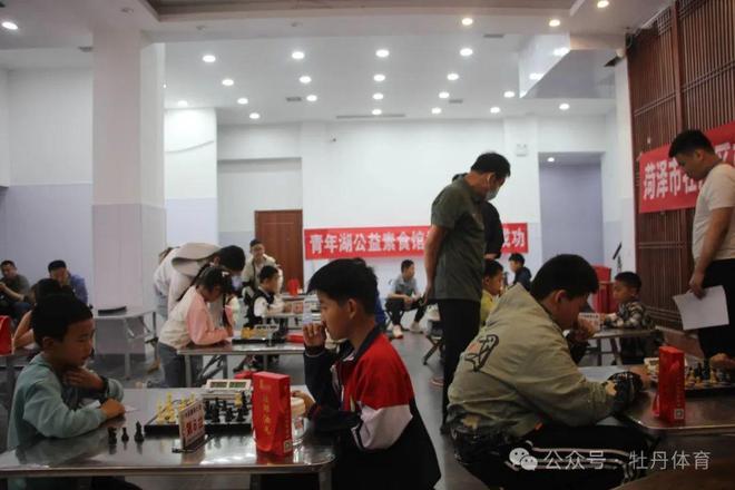YY易游：2025菏泽市牡丹区国际象棋等级比赛开赛(图1)