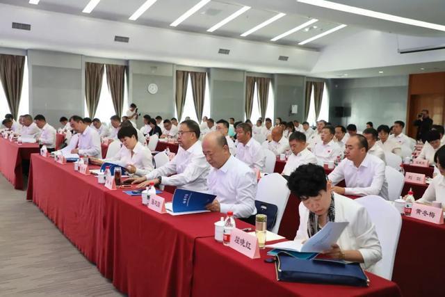 实施健康福祉提升工程推动全民健身惠及三秦百姓———全省群众体育工作会议在阎良区召开(图2)
