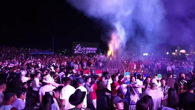 新华视点｜“热”力四射！暑期多元业态激发经济新活力(图4)