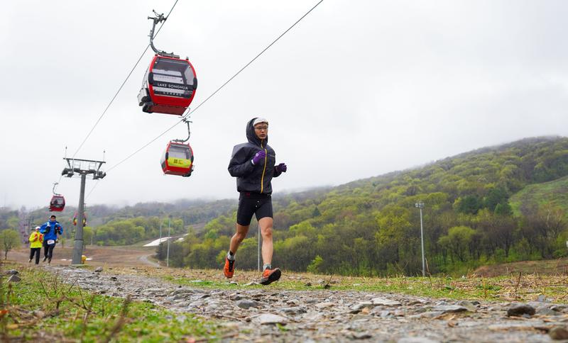 户外运动绘就4亿人健康生活新图景
