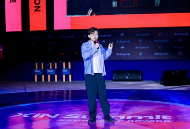 YY易游：世界第一「空间智能」引擎！苹果没做成的95后博士拿下了(图12)