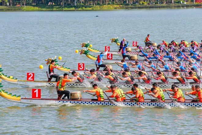 2025年中国龙舟大奖赛即将启幕佛山体彩添彩龙舟盛会(图1)