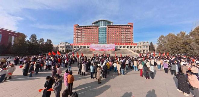 山西大同大学第五届全民健身运动启动仪式暨2026年“三八”妇女节女教职工健步走活动圆满举行(图4)