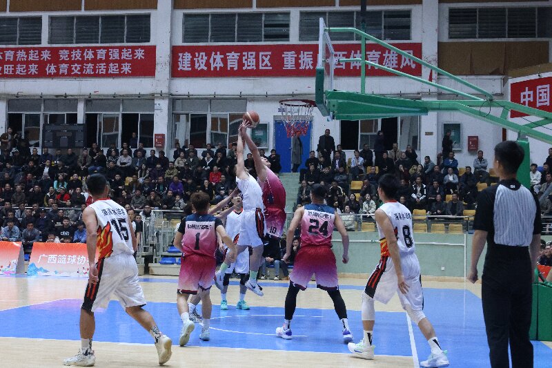 在群众体育赛事中感受最纯粹的热爱(图2)