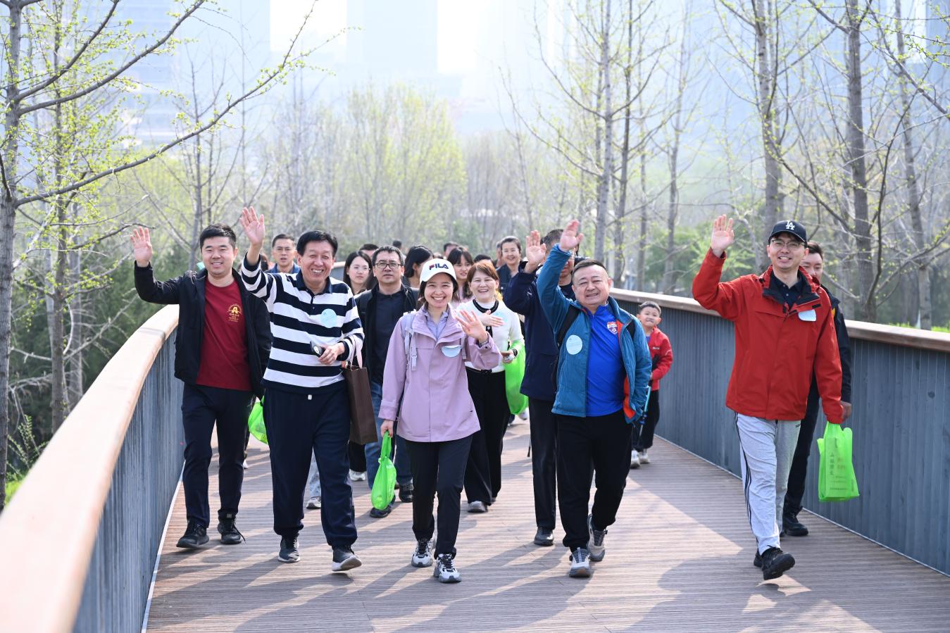 2026“一城山色·登山打卡”首站走进茂陵山(图3)