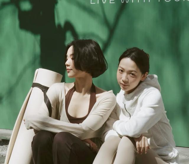 YY易游体育：90后老板抓住“身材焦虑”从亏损千万到年销5亿(图3)