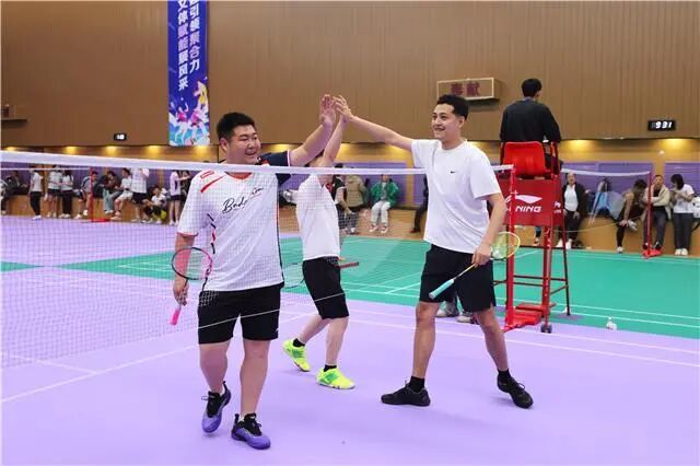 YY易游：新城区2026年全民健身职工球类系列赛开幕(图2)